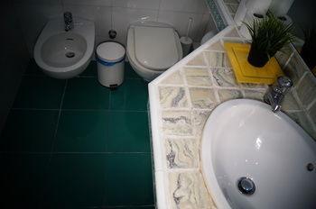 B And B I Am Here Central Station มิลาน ภายนอก รูปภาพ